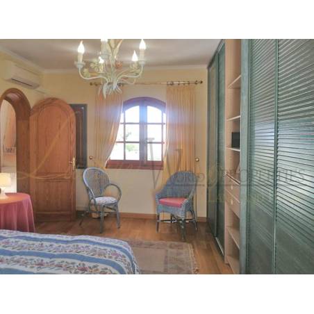 Sprzedaż - Nieruchomości - Dom / Apartament - Calle Armiche 1