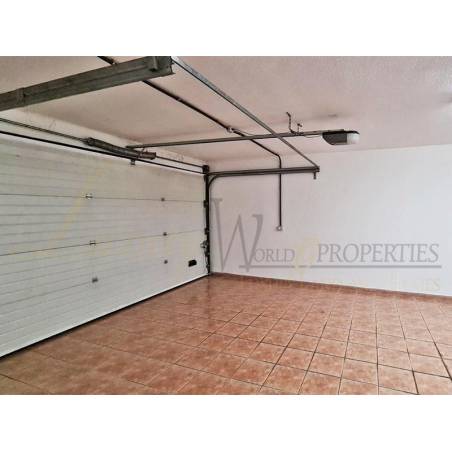 Sprzedaż - Nieruchomości - Dom / Apartament - Calle Extremadura 2